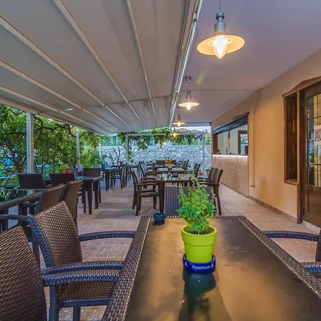 Pegasus-adult Friendly Hotel