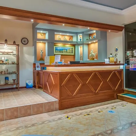 Pegasus-adult Friendly מלון 3*
