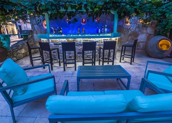 Pegasus-adult Friendly Hotel